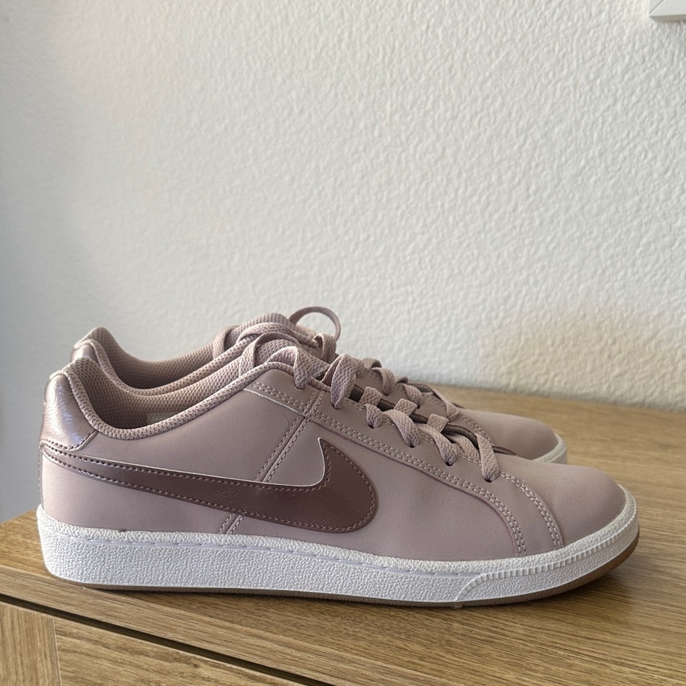 Nike Women's Court Shoes